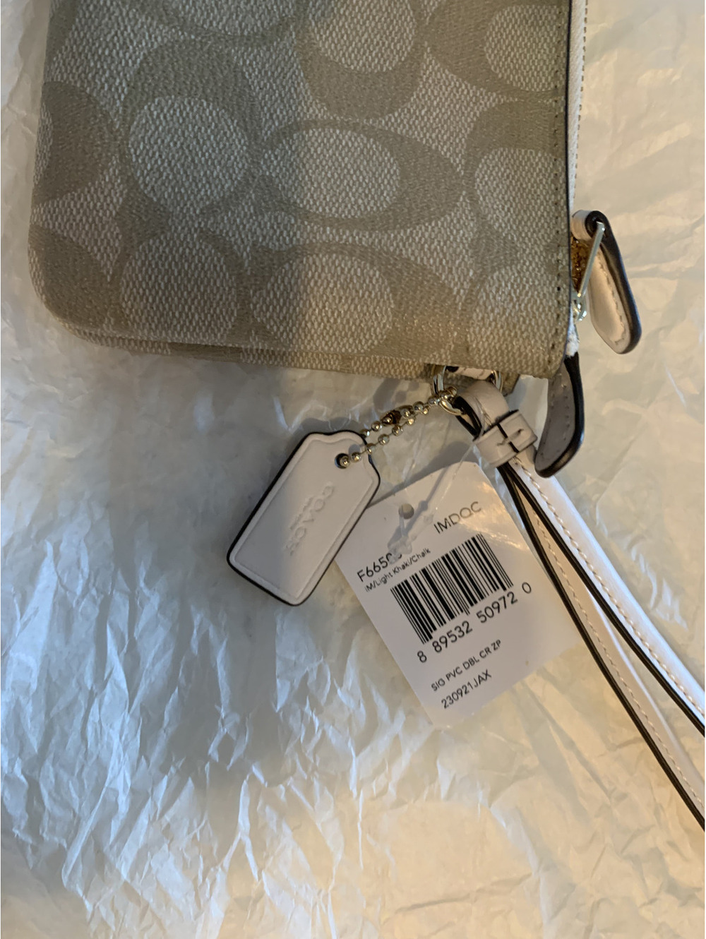 Coach Wristlet Iconic Signature Pattern - Picture 4 of 5